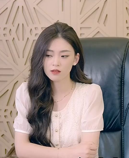 公司保洁员竟是女总裁第47集